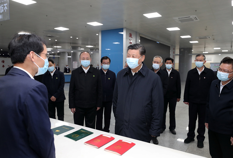 2021年3月23日，習(xí)近平在福建三明沙縣農(nóng)村產(chǎn)權(quán)交易中心考察。