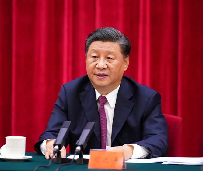 2020年9月3日下午，中共中央、國務(wù)院、中央軍委在北京人民大會堂舉行座談會，紀(jì)念中國人民抗日戰(zhàn)爭暨世界反法西斯戰(zhàn)爭勝利75周年。中共中央總書記、國家主席、中央軍委主席習(xí)近平出席座談會并發(fā)表重要講話。新華社記者 謝環(huán)馳 攝